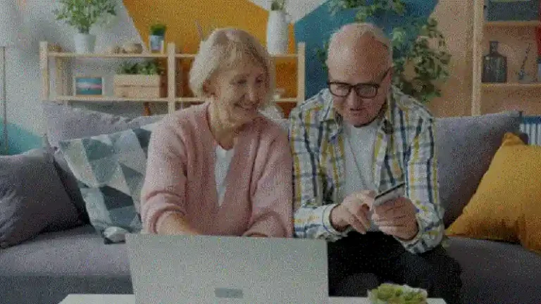 Why Family Support Matters in Senior Housing Choices